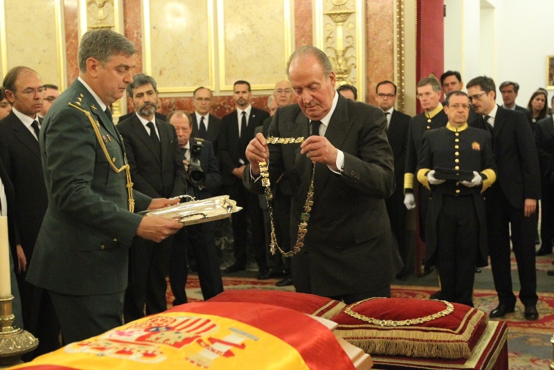 20140324 capilla ardiente suarez 07