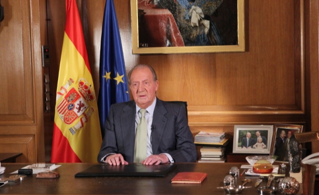 King Juan Carlos speaking at Zarzuela Palace.