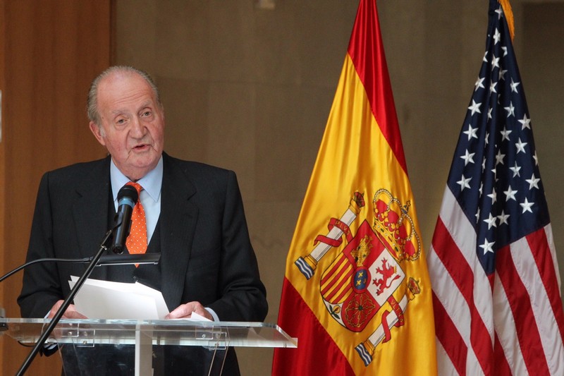 King Juan Carlos speaking at the Spanish Ambassador's residence in Washington, D.C. last week, where he awarded U.S. Sen. Robert Menendez for his efforts at promoting U.S. - Spanish ties. © Casa de S.M. el Rey