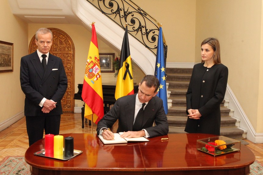 Reyes_Pésame_atentados_Bruselas_20160323_02