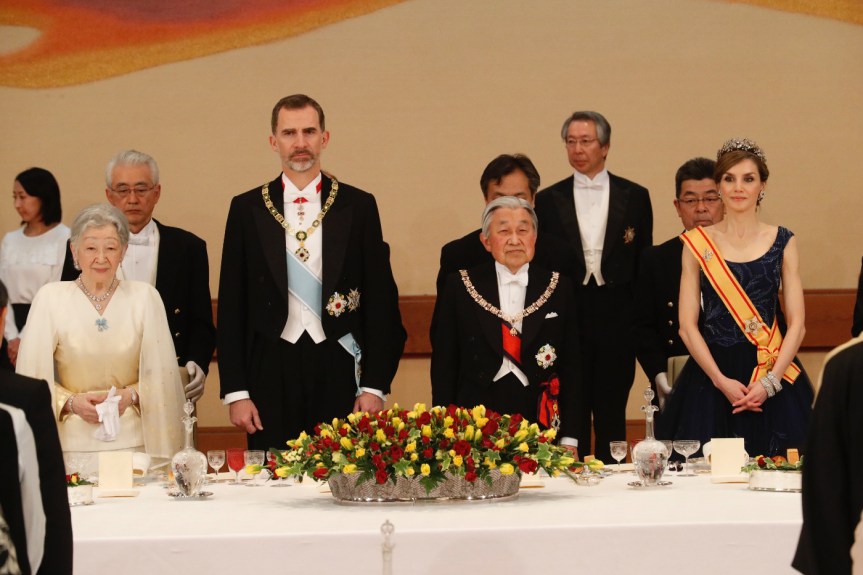 reyes_viaje_estado_japon_cena_20170405_01