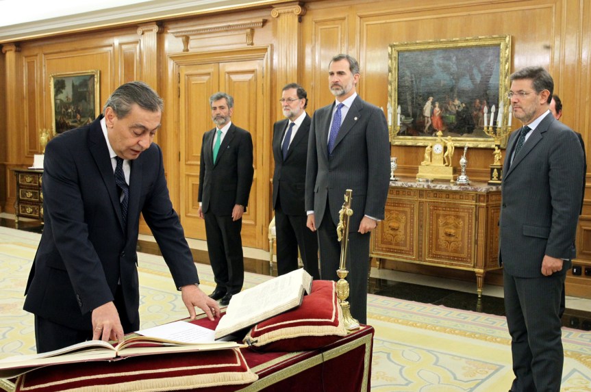 rey_jura_fiscal_general_20171211_01